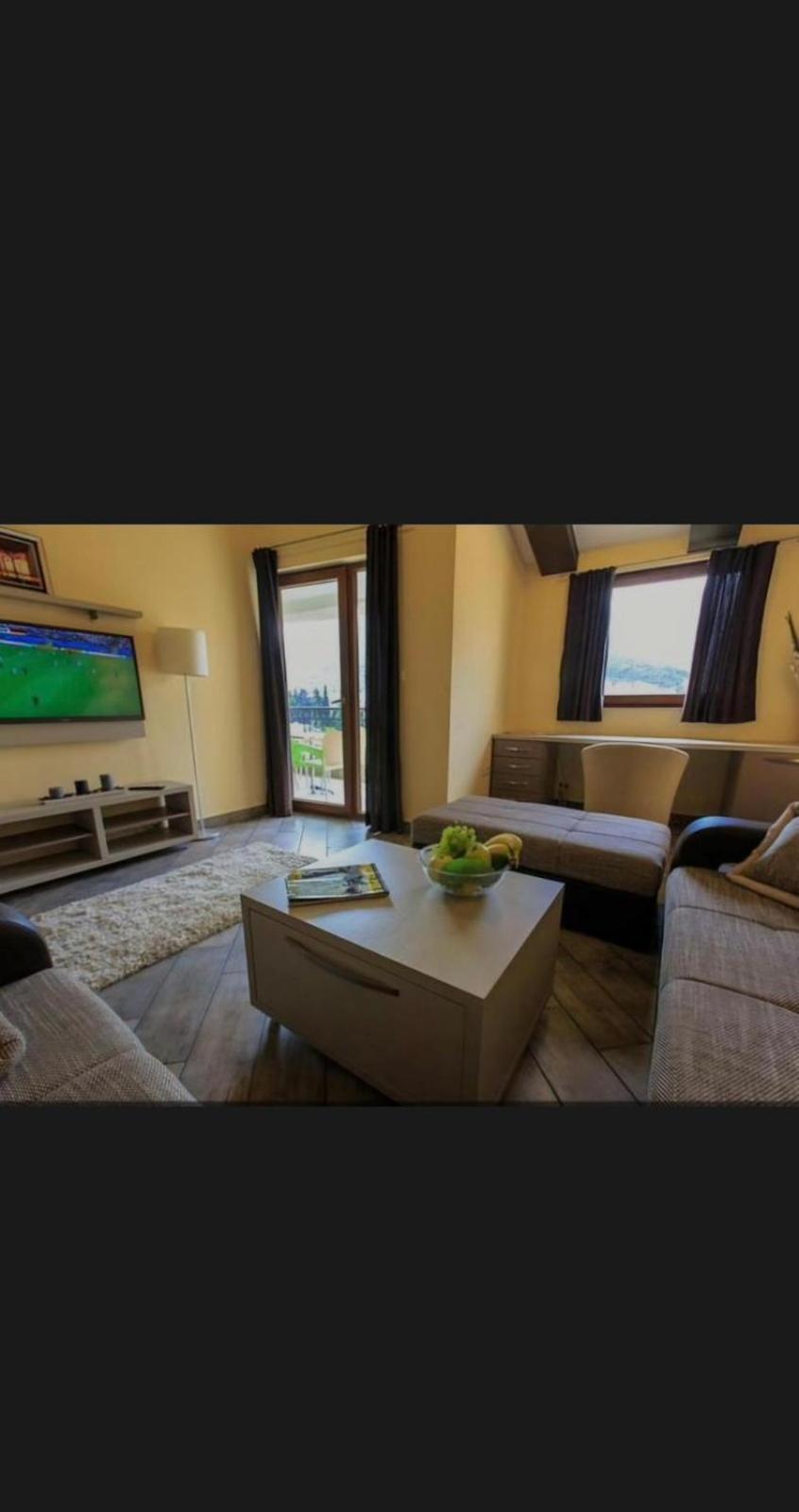 Diva Petra Apartment ブドヴァ エクステリア 写真